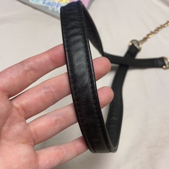 black & cream cross body purse - Picture 15 of 16